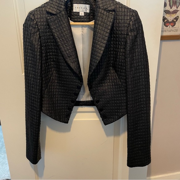 Freda’s made in Canada blazer black - Picture 2 of 10